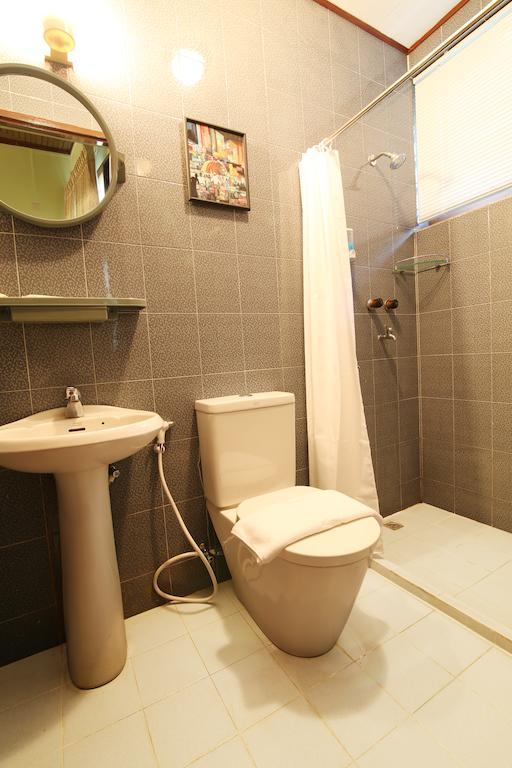 Hotel Hundred Moon Rangun Pokój zdjęcie